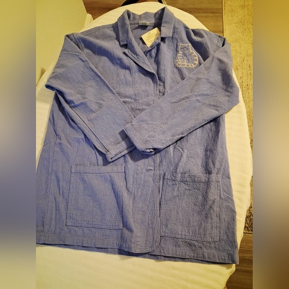 Blue Two-Piece Set with Embroidered Detail Of Cat And Claws - Picture 16 of 16